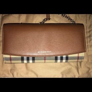 New Burberry Check Henley Leather Chain Wallet